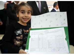 Okullarda karne heyecanı