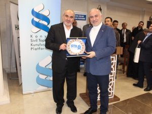Türk Kızılayı Yönetim Kurulu Başkanı Dr. Kerem Kınık'tan Konya'ya övgü