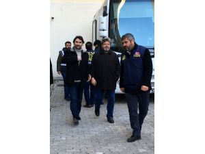 Uşak merkezli 8 ildeki FETÖ/PDY operasyonu