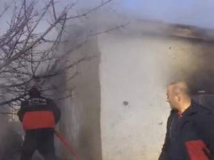 Cihanbeyli’de ev yangını