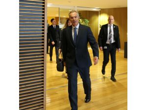 Juncker, Blair ile görüştü