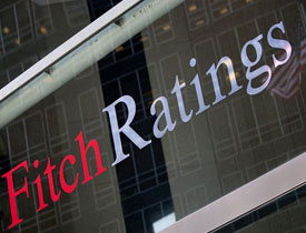 Fitch Türkiye'nin kredi notunu düşürdü