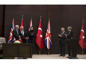 Türkiye ile İngiltere arasında 2 anlaşma imzalandı