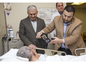 Başbakan Yıldırım'dan 15 Temmuz gazisine ziyaret