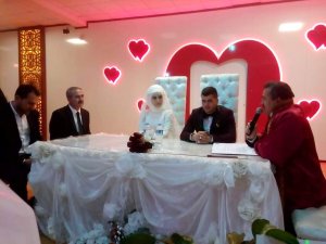 AK Parti Seydişehir Gençlik Kolları Başkanı Polat evlendi