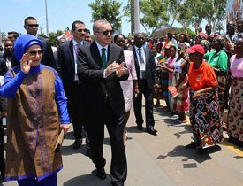 Erdoğan Mozambik'e gitti, FETÖ'cüler kaçtı