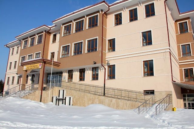 Seydişehir'deki okula şehit Yaşar'ın ismi verildi