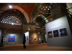 "Victor Vasarely Retrospektifi Sergisi" açılış kokteyli