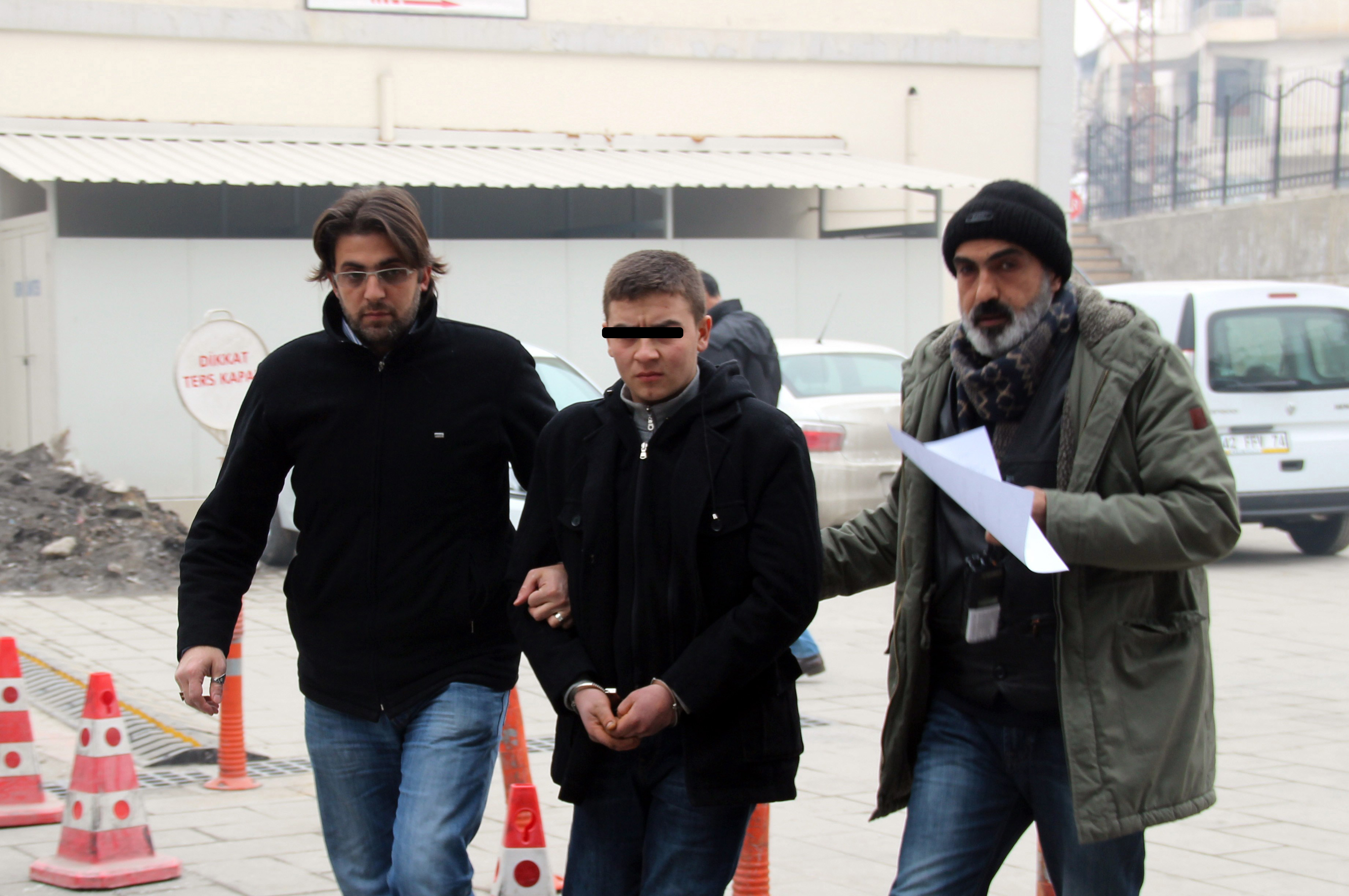 Konya'da babasını öldüren genç, tutuklandı