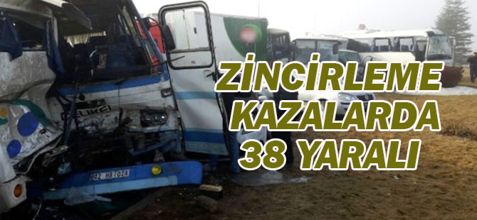 Konya'da Zincirleme Trafik Kazalarında 38 Kişi Yaralandı