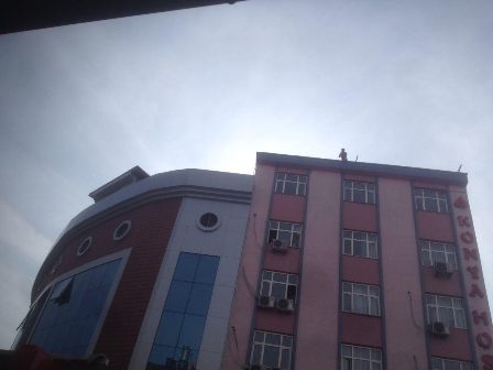 Yine parayı aldı, intihardan vazgeçti