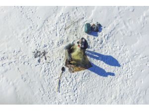 Donan gölde tehlikeli balık avı