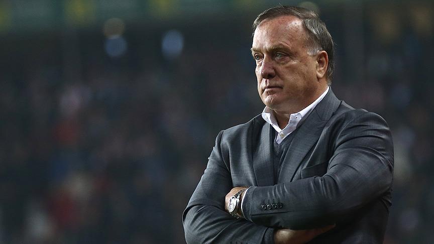 Fenerbahçe'den Advocaat'a yeni sözleşme önerisi