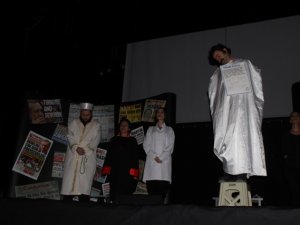 Karapınar'da "Matruşka oyun içinde oyun" oyunu sahnelendi