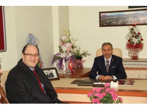 Kaymakam Uzunoğlu'nun Oda ziyareti