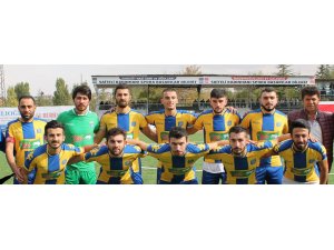 Süper Grup'ta yeni lider Selçukspor