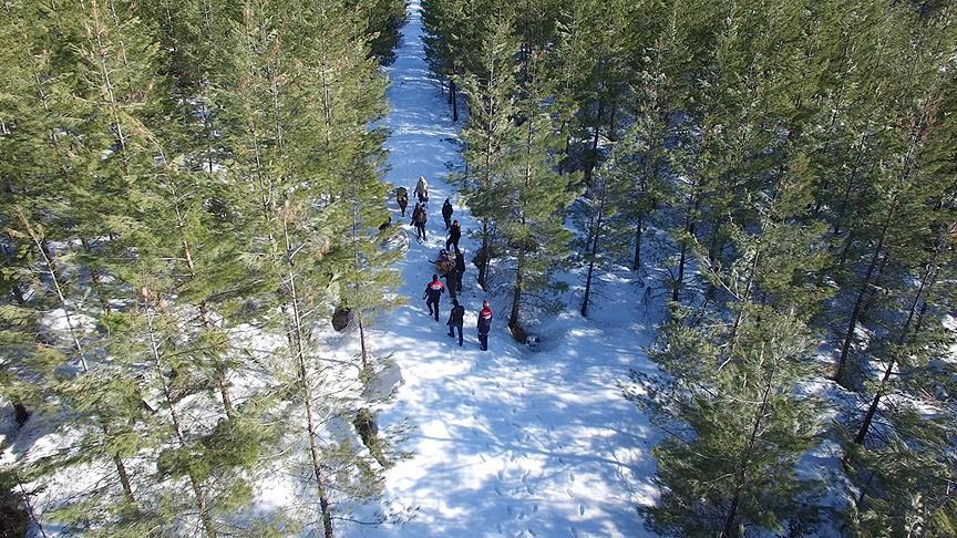 Kaybolan film ekibi 'drone' sayesinde kurtarıldı