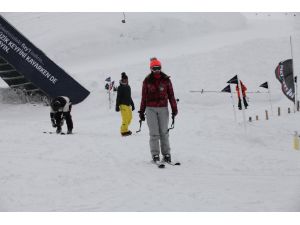 Kartalkaya'da kayak keyfi