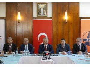 Ulaştırma Bakanı Arslan İzmir projelerini anlattı