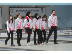 Curlingde tarihi başarı