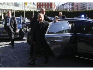 IKBY Başkanı Barzani, Cumhurbaşkanı Erdoğan ve Başbakan Yıldırım'ı tebrik etti