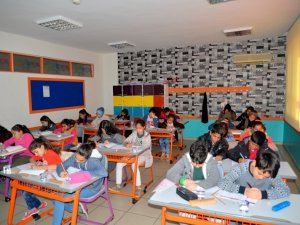 Mektebim’in bursluluk sınavına yoğun ilgi