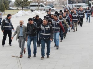 Konya'da aranan 92 kişi adliyeye sevkedildi
