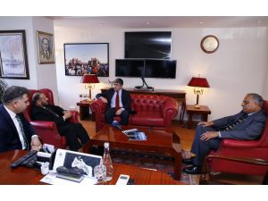 Pakistan medya heyetinden AA'ya ziyaret