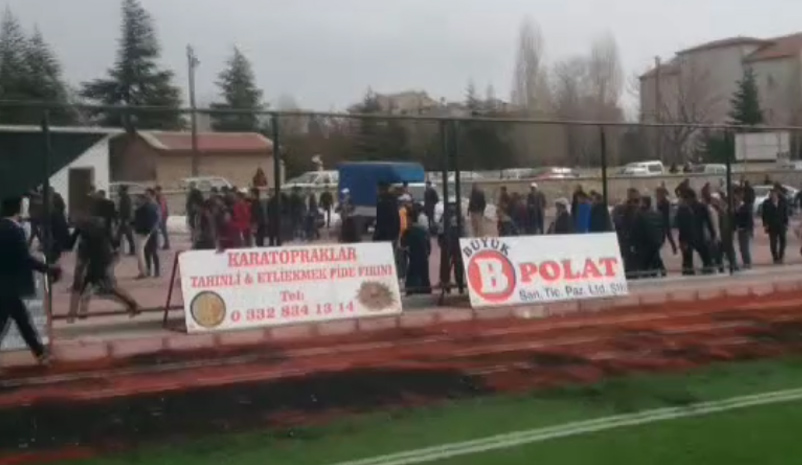 Konya'da amatör maçta bıçaklı kavga