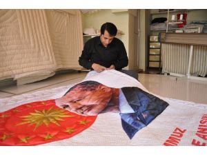Yozgatlı esnaf, Erdoğan sevgisini yorgana işledi