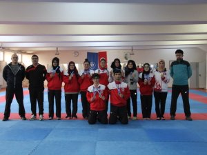 İşitme Engelliler Tekvando’da Konya rüzgarı