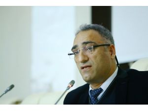 "Uluslararası Göçler ve Türkiye'deki Suriyeliler" Raporu