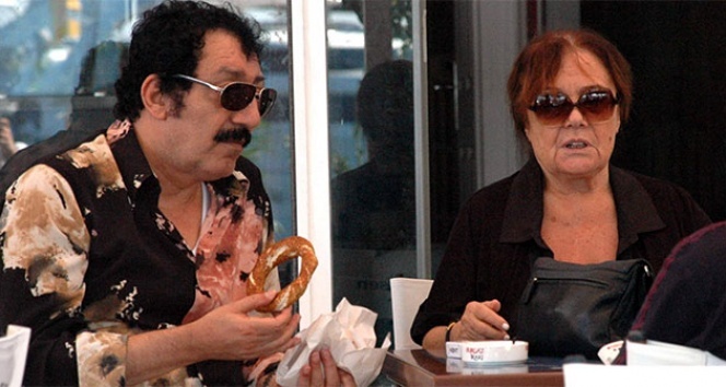 Bugün Müslüm Gürses’in ölüm yıldönümü | Müslüm Gürses kimdir?