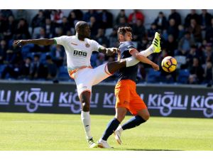 Medipol Başakşehir 7 bin 600 kombineyi geçti