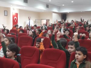 Medicana’dan öğrencilere enfeksiyon ve sağlıklı beslenme semineri