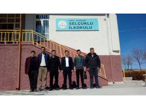 Seydişehir'de öğrencilerin yaşlıları ziyareti