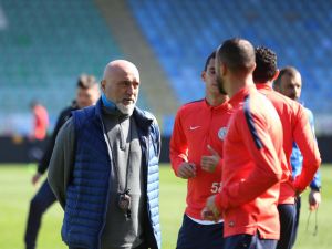 "Karamsar olmaya gerek yok"