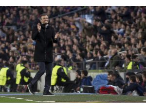 Barcelona tarihi galibiyeti kutluyor