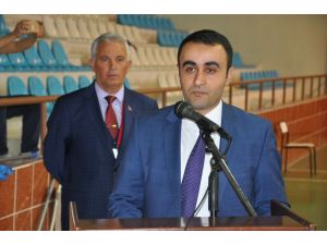 Genç Erkekler Voleybol Turnuvası Gülşehir'de başladı