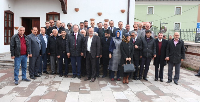 AK Parti Konya'da Seçim Çalışmalarını Sürdürüyor