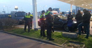 Bakan Kaya'nın aracı durduruldu: SIKI YÖNETİM İLAN EDİLDİ!