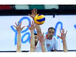 Voleybol: Efeler Ligi