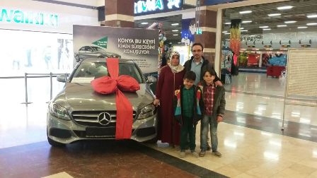 M1 AVM Mercedes talihlisine aracı teslim etti