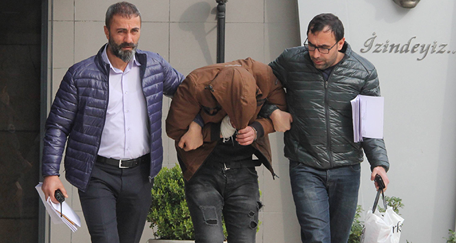 Kırık kolla 10 dakikada 5 yazıhaneyi soydu