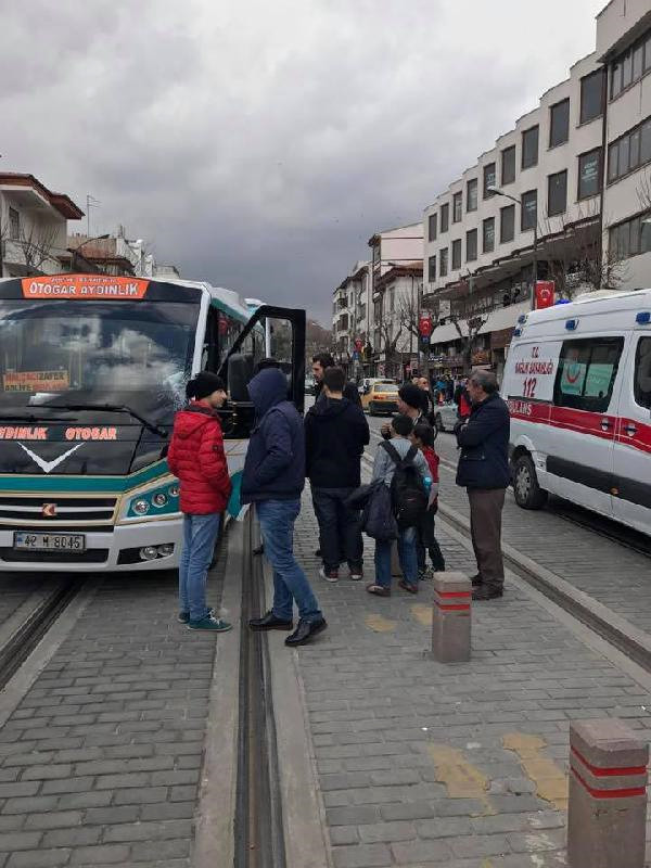 Konya'da minibüsün çarptığı yaya hayatını kaybetti