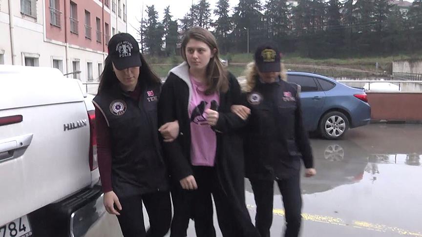 FETÖ sanığı Yılmazer'in gözaltındaki kızı İstanbul'a gönderildi