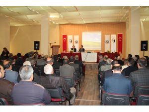 Vali Aktaş muhtarlarla buluştu