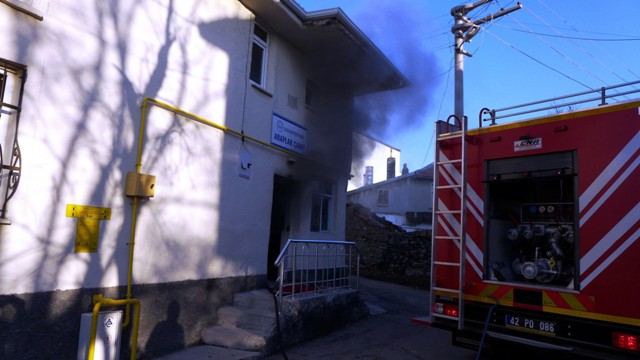 Seydişehir'de camide yangın