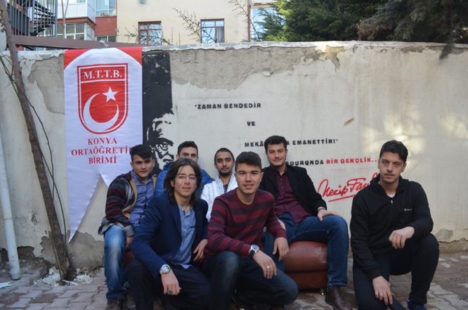 Öğrencilerden Ersoy'un "Çanakkale Şehitlerine" şiirine klip