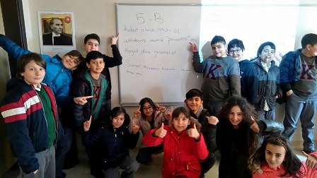 TED Konya Kolejinde “Teknoloji ve Sosyal Medya Bağımlılığı” anlatıldı